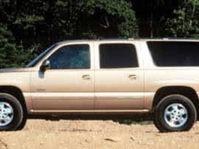 Used 2000 Chevrolet Suburban LS w/ LS Preferred Equipment Group