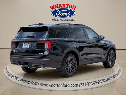 New 2026 Ford Explorer ST-Line w/ ST-Line Street Pack AWD/4WD image 6