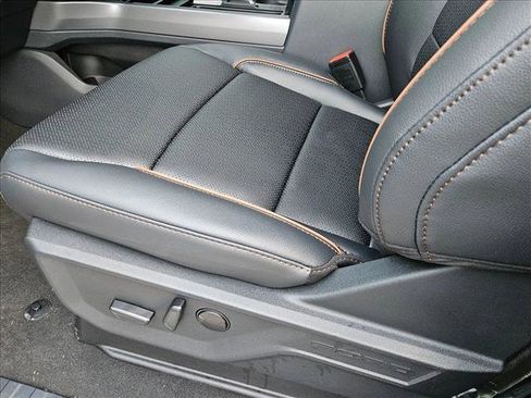 New 2026 Ford F250 Lariat w/ FX4 Off-Road Package image 4