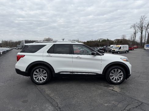 Used 2020 Ford Explorer Limited w/ Class III Trailer Tow Package image 8