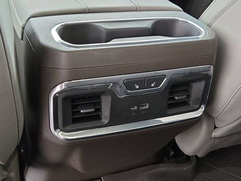Used 2026 Chevrolet Silverado 1500 LTZ w/ Technology Package RWD image 26