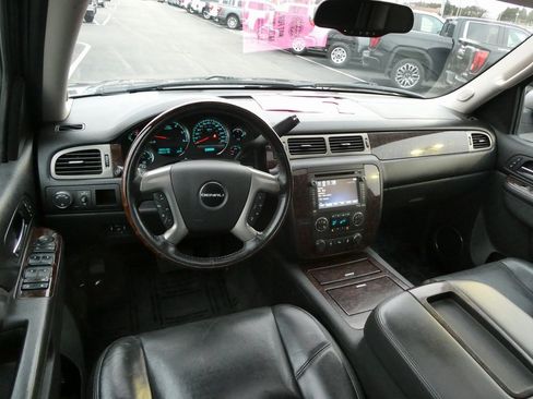 Used 2012 GMC Yukon Denali image 27