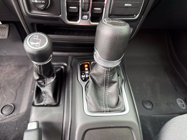 New 2026 Jeep Gladiator Sport AWD/4WD image 34
