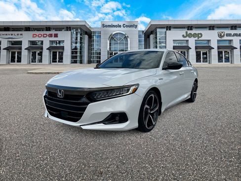 Used 2022 Honda Accord Sport image 4