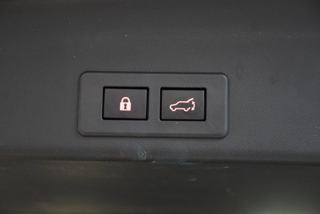 Used 2020 Subaru Ascent Premium w/ Convenience Package AWD/4WD image 10