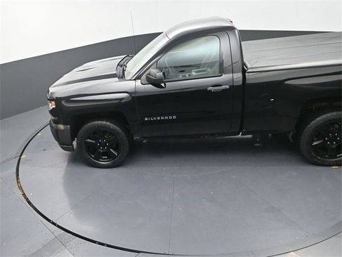 Used 2018 Chevrolet Silverado 1500 W/T w/ Black Out Edition image 12