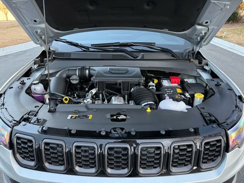 New 2026 Jeep Compass Latitude AWD/4WD image 31