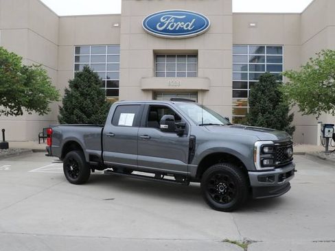 Used 2026 Ford F250 Lariat w/ Black Appearance Package AWD/4WD image 1