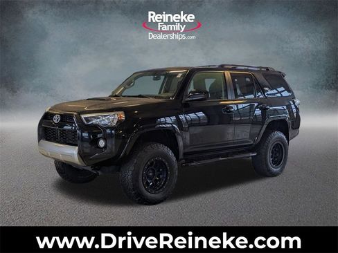 Used 2019 Toyota 4Runner TRD Off-Road image 1