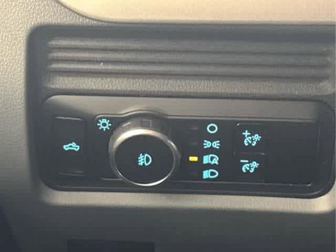 Used 2025 Ford F250 XLT image 16