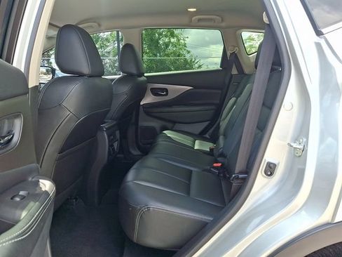 Used 2024 Nissan Murano SV AWD/4WD image 12