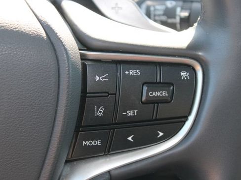Certified 2024 Lexus ES 350 w/ Premium Package FWD image 17