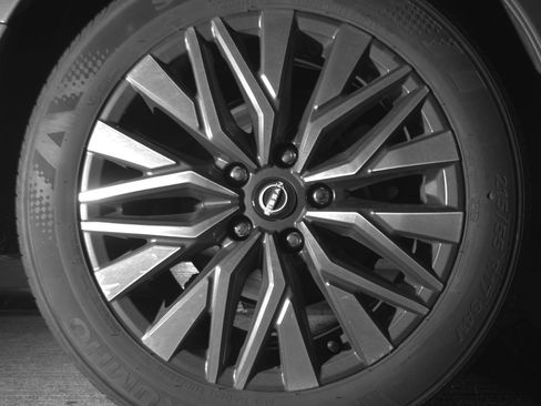 Used 2025 Nissan Altima 2.5 SV image 15