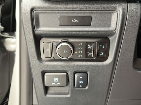 New 2026 Ford F150 Lariat w/ Equipment Group 502A High AWD/4WD image 28