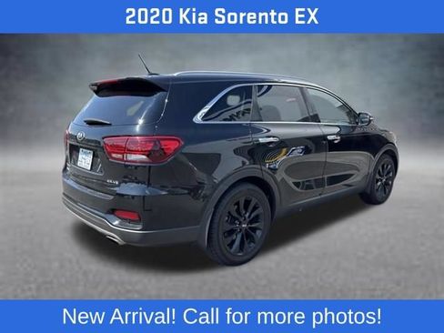 Used 2020 Kia Sorento EX FWD image 3