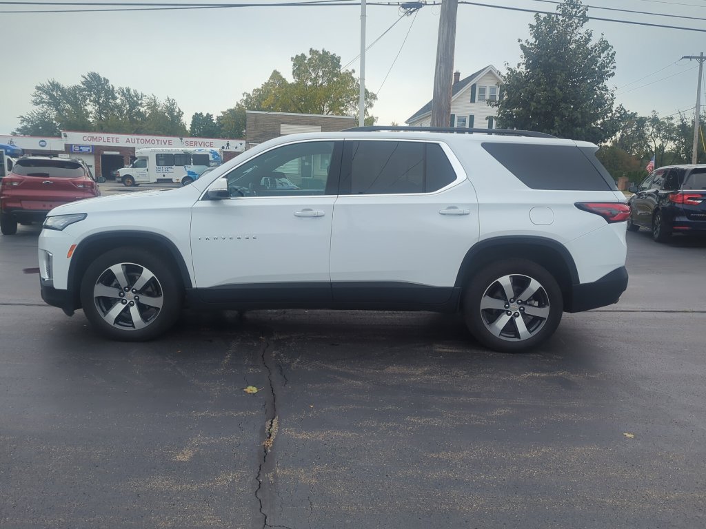 Certified 2023 Chevrolet Traverse LT w/ LT Premium Package AWD/4WD image 7