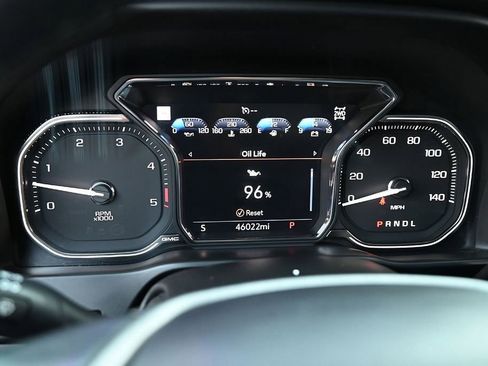 Used 2022 GMC Sierra 2500 Denali w/ Denali Ultimate Package image 24