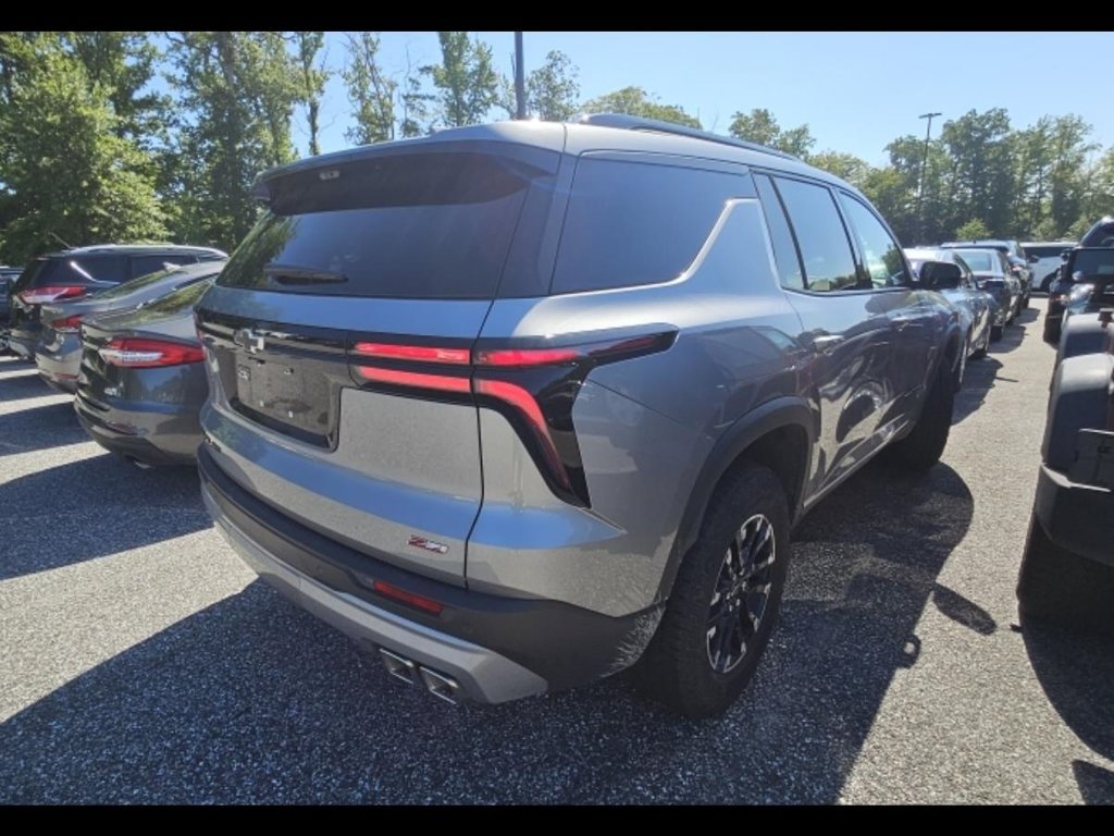 Used 2026 Chevrolet Traverse Z71 w/ Driver Confidence Package AWD/4WD image 7