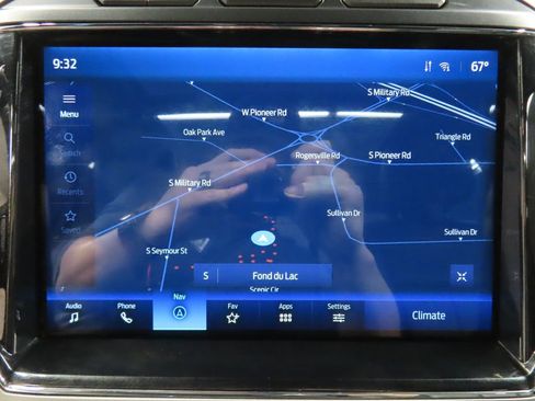 Used 2022 Ford F350 Lariat w/ Black Appearance Package image 17