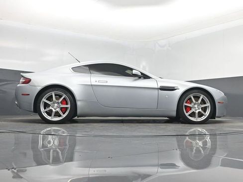 Used 2007 Aston Martin V8 Vantage Coupe image 16