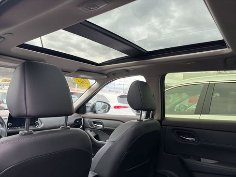 Certified 2023 Nissan Rogue SL image 21