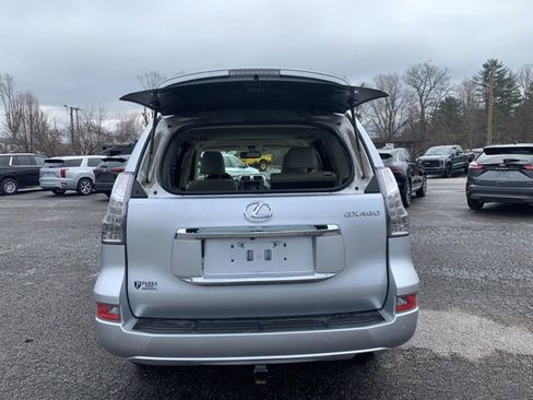 Used 2016 Lexus GX 460 w/ Premium Package image 10