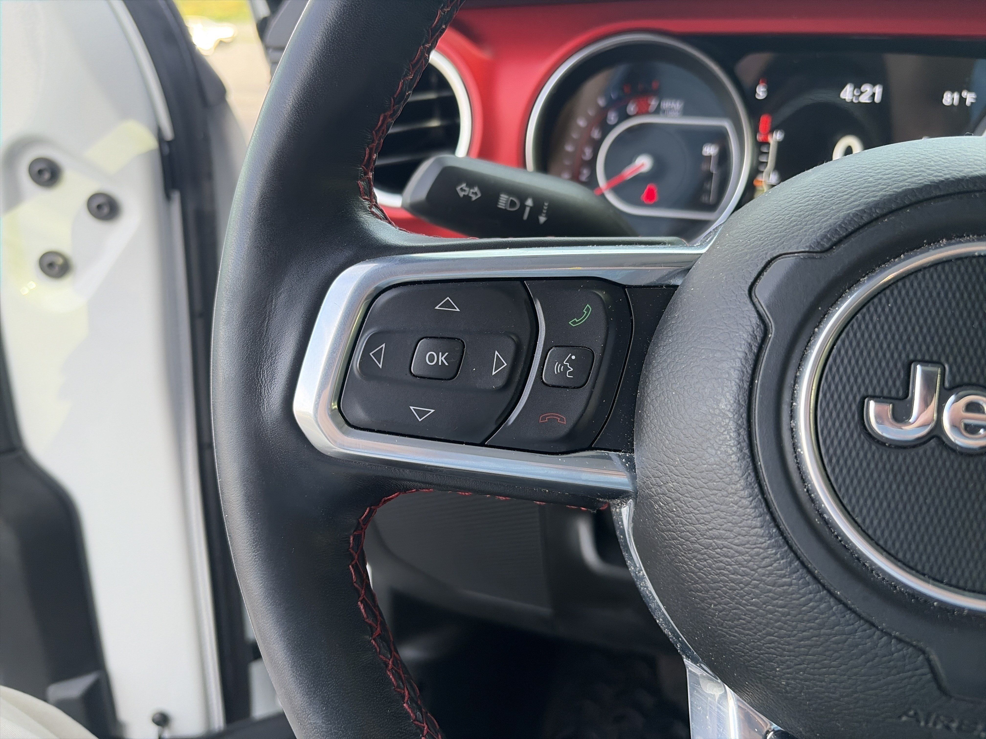 Used 2021 Jeep Wrangler Rubicon AWD/4WD image 28