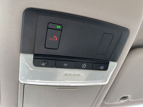 Certified 2023 Nissan Rogue SV image 40