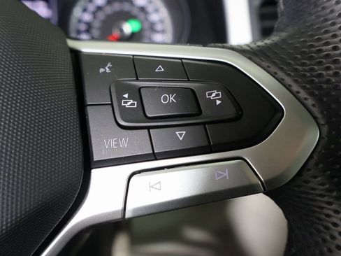 Used 2021 Volkswagen Atlas SE w/ Panoramic Sunroof Package image 31