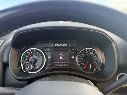 Used 2022 RAM 2500 Big Horn w/ Level C Equiment Group image 12