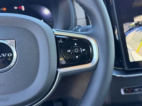 New 2026 Volvo XC90 B6 Plus w/ Protection Package Premier image 25