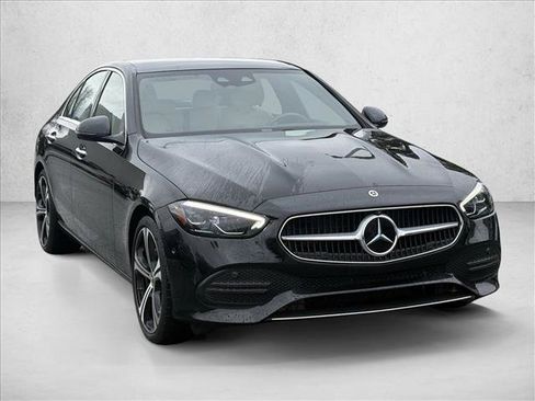 Used 2023 Mercedes-Benz C 300 Sedan image 3