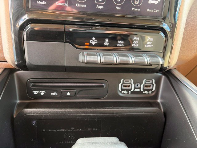 Used 2019 RAM 1500 Laramie AWD/4WD image 27