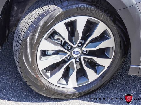 Used 2025 Subaru Outback Touring w/ Tech Package 3 AWD/4WD image 14