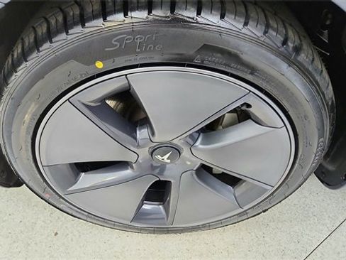 Used 2023 Tesla Model 3 Standard Range image 58