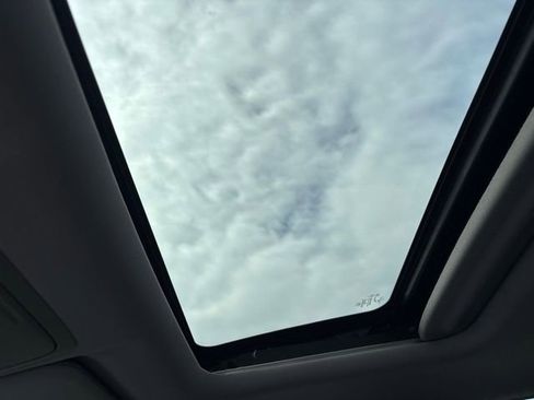 Used 2018 Honda CR-V EX image 14