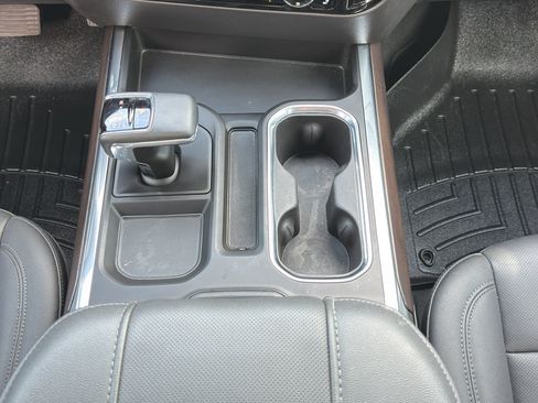 Used 2026 GMC Sierra 1500 SLT AWD/4WD image 19
