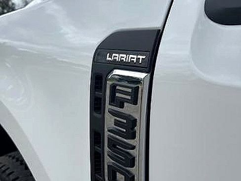 New 2025 Ford F350 Lariat w/ Lariat Ultimate Package AWD/4WD image 13