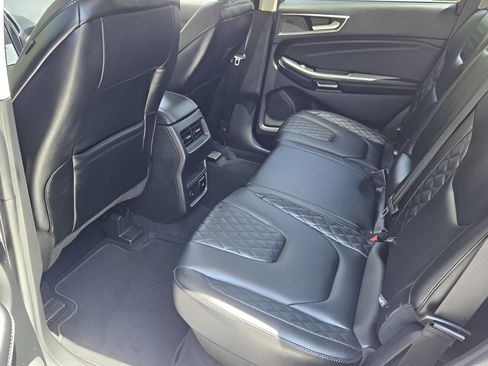 Used 2023 Ford Edge Titanium AWD/4WD image 15