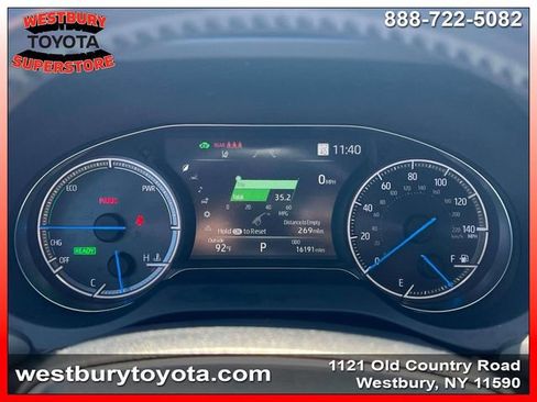 Certified 2024 Toyota Venza XLE AWD/4WD image 28
