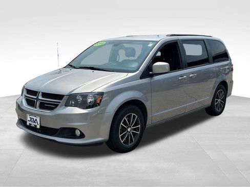 Used 2018 Dodge Grand Caravan GT FWD image 24