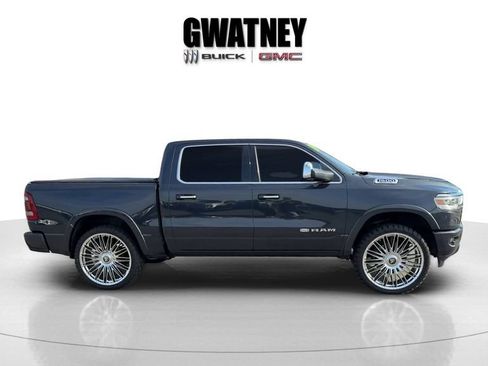 Used 2020 RAM 1500 Limited w/ Trailer Tow Group AWD/4WD image 2