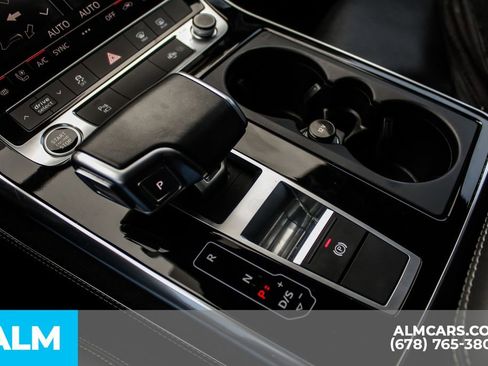 Used 2024 Audi Q8 Premium Plus w/ Premium Plus Package image 39