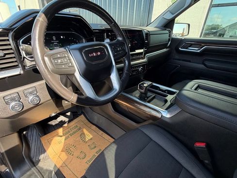 Used 2022 GMC Sierra 1500 Elevation AWD/4WD image 9