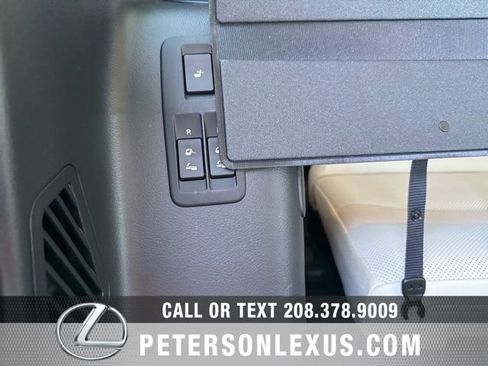 Used 2023 Lexus GX 460 Premium AWD/4WD image 22