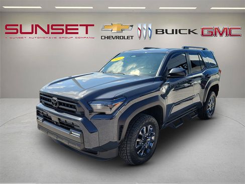Used 2025 Toyota 4Runner SR5 RWD image 43
