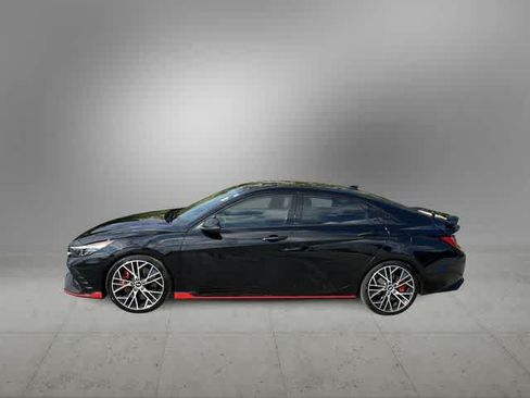 Used 2022 Hyundai Elantra N w/ Preferred Accessory Package FWD image 5