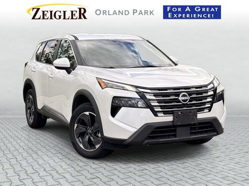 Used 2024 Nissan Rogue SV AWD/4WD image 1