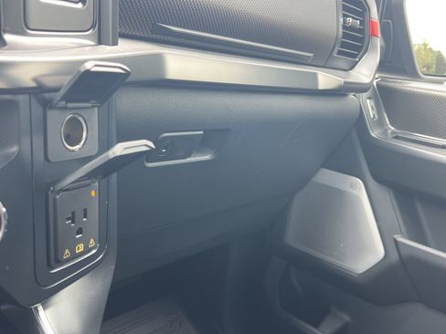 New 2025 Ford F150 Raptor AWD/4WD image 10