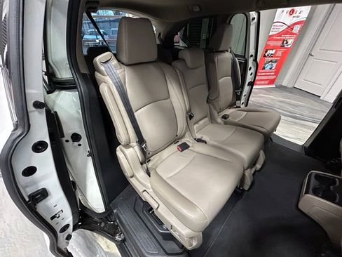 Used 2019 Honda Odyssey EX-L image 5